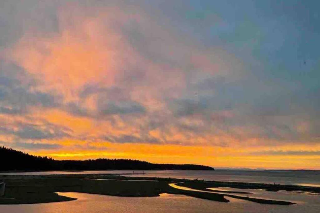 Вілла Oasis By The Sea Port Hadlock-Irondale Екстер'єр фото